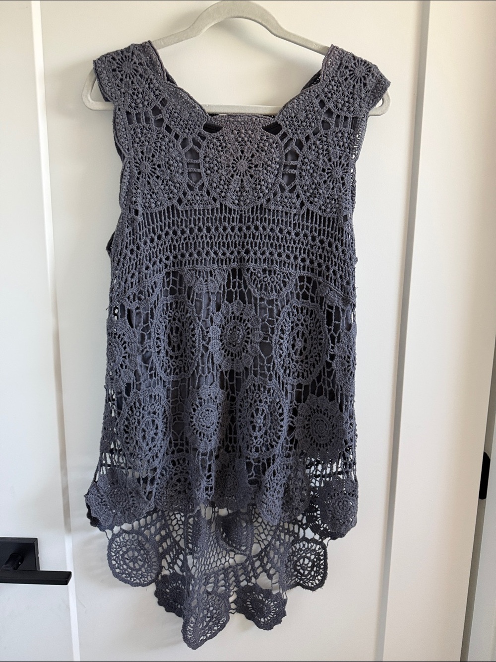 XCVI Gray Crochet High-Low Sleeveless Tunic